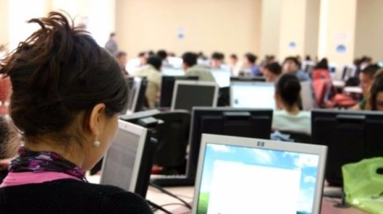 İş arayanlara müjde! 100 bin personel alınacak