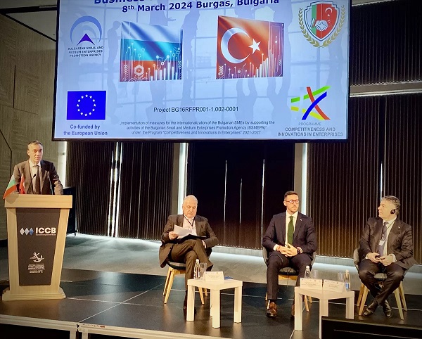 İş insanları Burgaz’da bir araya geldi