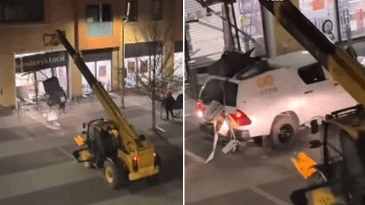 İş makinesi ile ATM’yi yerinden söküp kamyonete yükleyip kaçtılar