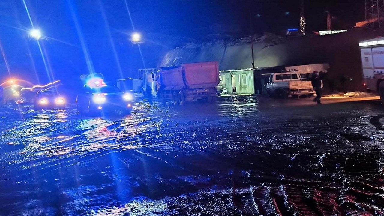 İş makinesi kazası: Operatör hayatını kaybetti