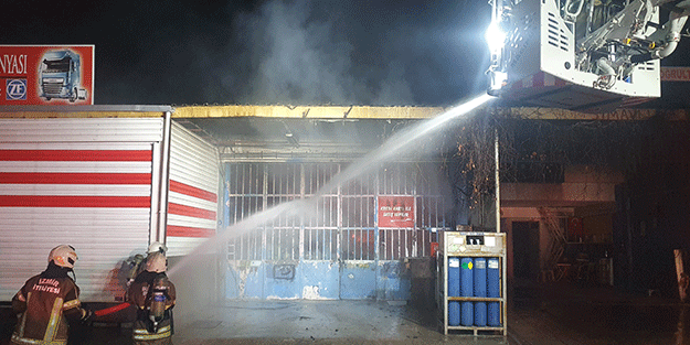 İş yerinde çıkan yangın söndürüldü