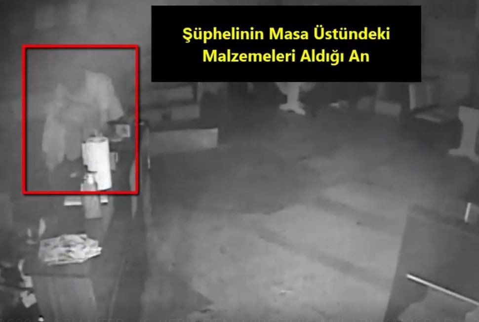 İş yerinden hırsızlık anları kamerada 