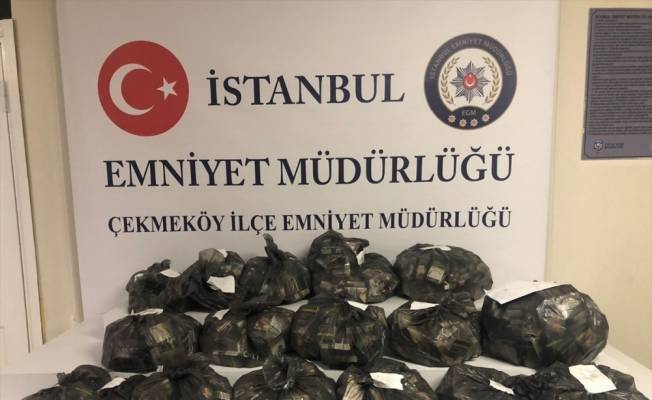 İş yerinden hırsızlık yapan 2 kişi enselendi