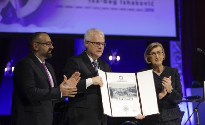 İsa Bey İshakovic Ödülü, İvo Josipovic'in