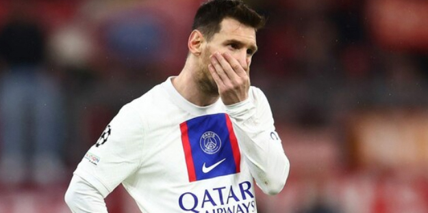 İşaret etti: Messi öyle bir şey yaptı ki... Dev futbolcuya talebi...