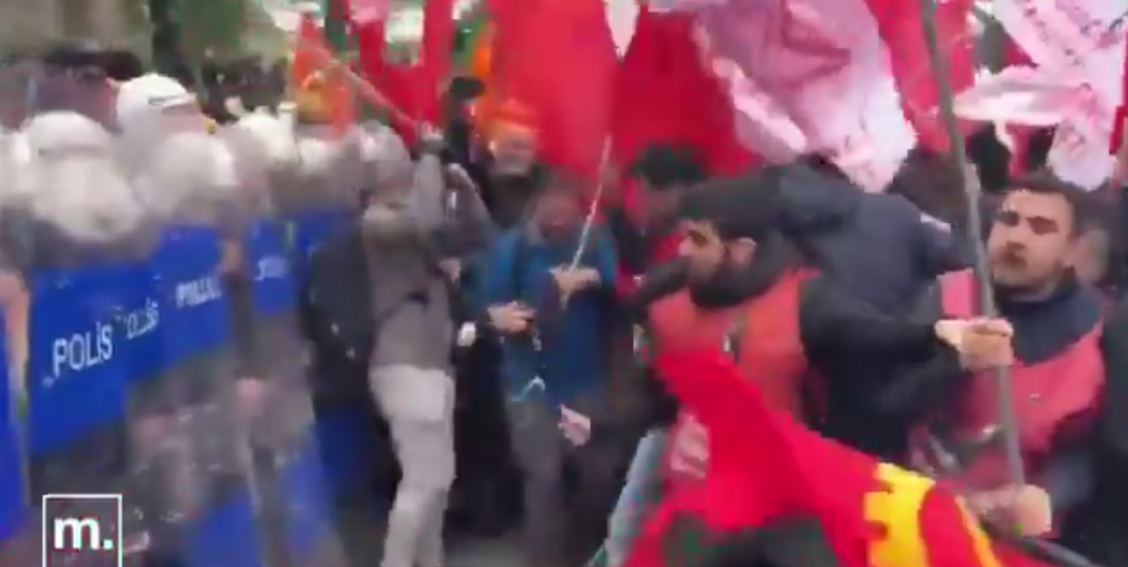 ‘İşçi’ diyerek geldiler lüks araçlarıyla gittiler! CHP provokatörlere adres verip kaçtı