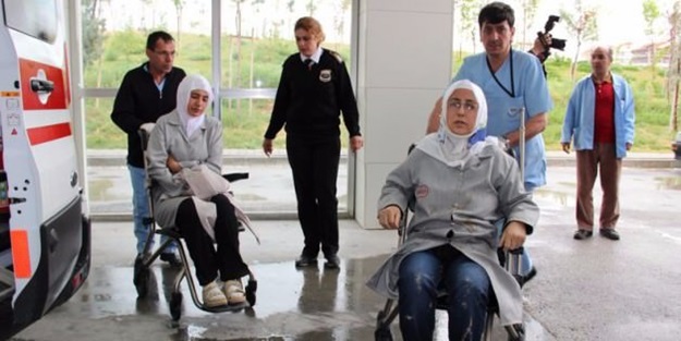 İşçi midibüsü devrildi: 22 yaralı!