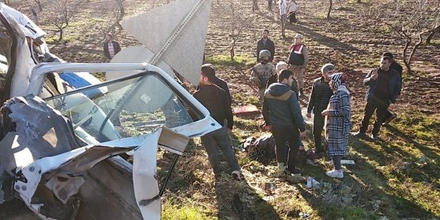 İşçi servisiyle öğrenci sevisi çarpıştı!