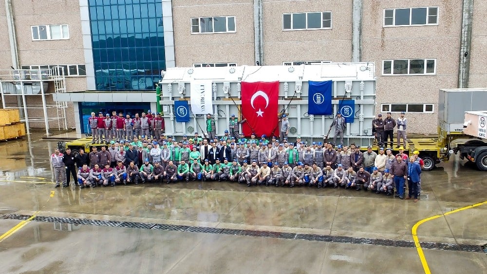 İşçiler yüzde 30 zamda diretince patron lokavt ilan etti 