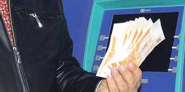 İşçilerin ücretleri banka aracılığı ile ödenmek zorunda mıdır?