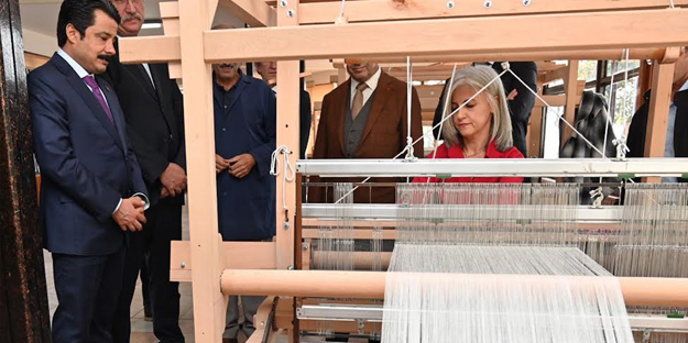 İsdemir Hatay İpeği’ne sahip çıkıyor