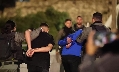 İşgal altındaki Batı Şeria'da gece baskınları
