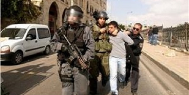işgal güçleri 17 Filistinliyi gözaltına aldı