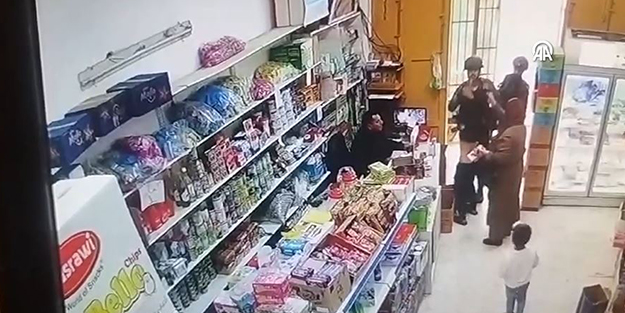 İşgalci askerler Filistinli çocuğu tartaklayıp taciz etti! Çocuk hakları savunucuları haykırın bu zulmü durdurun