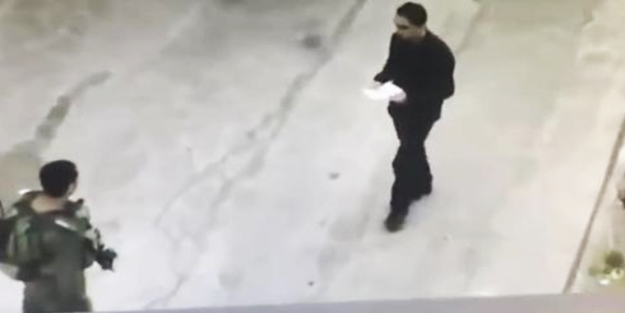 İşgalci İsrail askerini bıçaklamak isteyen genç öldürüldü!