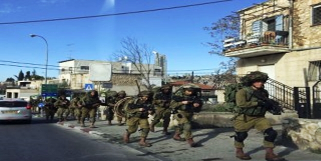 İşgalci İsrail Batı Şeria'ya takviye güç yığıyor