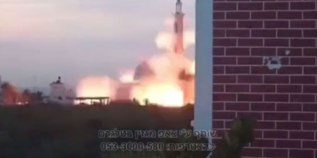 İşgalci İsrail Firavun'dan beter çıktı! Camiyi kahkahalar eşliğinde yıktılar