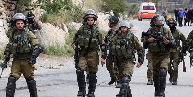 İşgalci İsrail güçlerinden öğrencilere saldırı! Yaralılar var