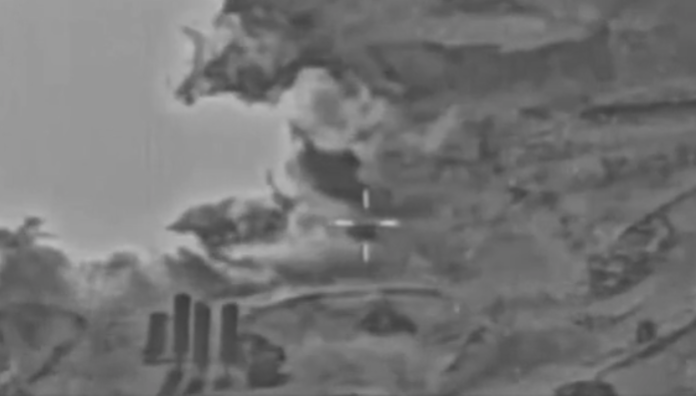 İşgalci İsrail saldırı videosunu yayınladı: İran’da yüzlerce hedefi vurduk