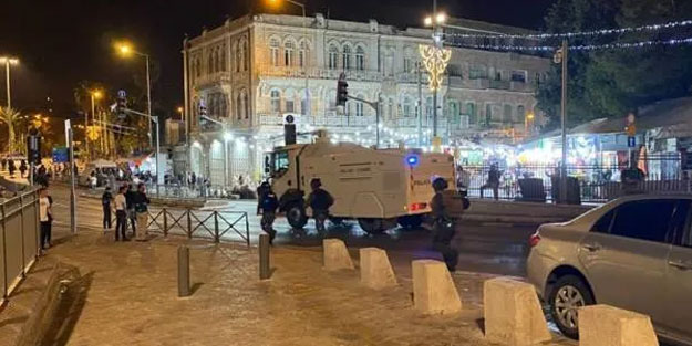 İşgalci İsrail'den namaz sonrası çirkin saldırı