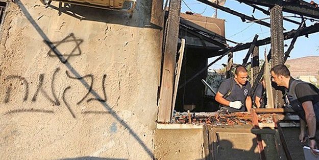 İşgalci Yahudiler Filistinli bebeği yaktı