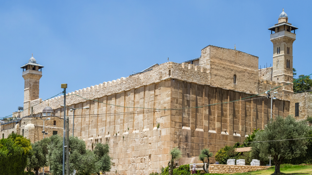 İşgalciler, Kadir Gecesi'nde Harem-i İbrahim Camisi'ni Müslümanlara kapattı