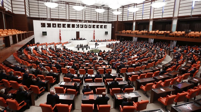 İşgücü Kanunu Tasarısı Meclis'ten geçti