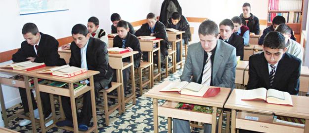 İşgüzarlardan Kur’an dersine engelleme