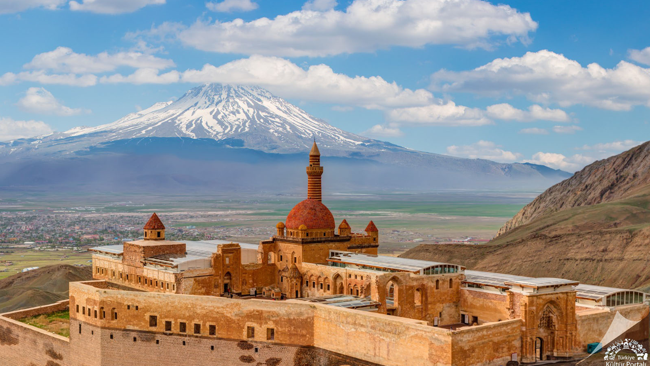 İshak Paşa Sarayı'na rekor sayıda ziyaretçi