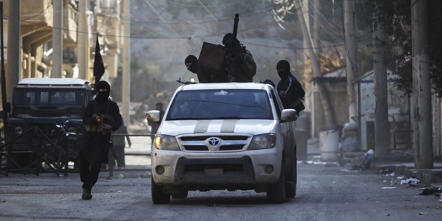 IŞİD, Hristiyanların evlerine el koydu