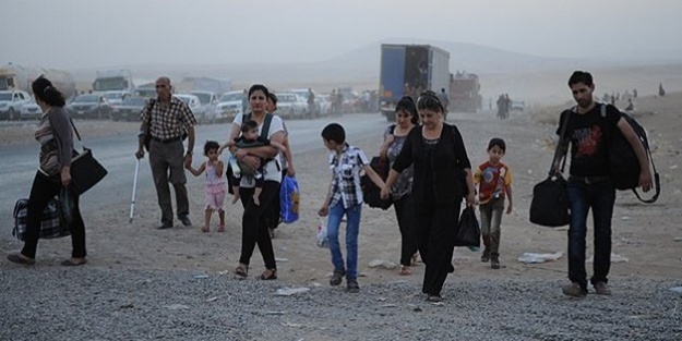 IŞİD kabusu milyonları yollara döktü