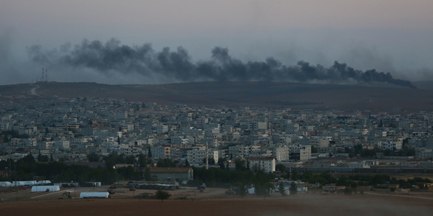 IŞİD Kobani'ye 3 koldan saldırmaya başladı