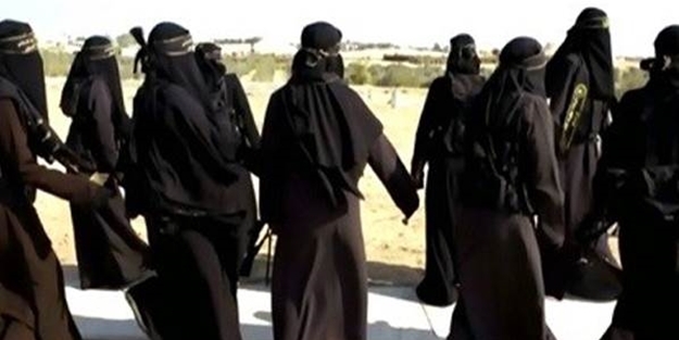 IŞİD Suriye'de kadın taburu kurdu