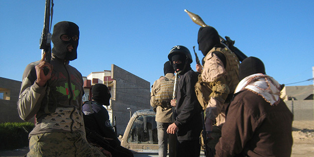 IŞİD’in ilerleyişi sürüyor