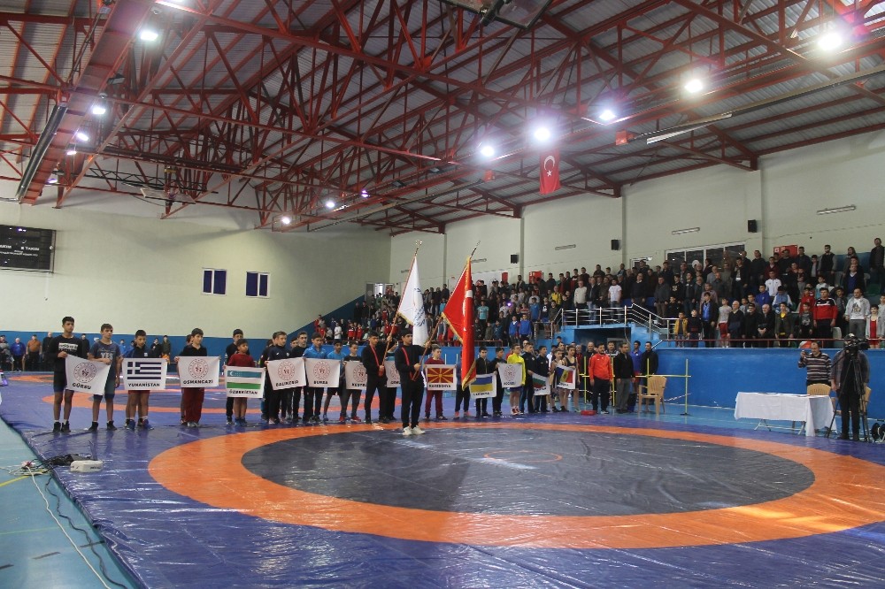 Işık: “Ata sporumuz güreşi gelecek nesillere taşımalıyız” 
