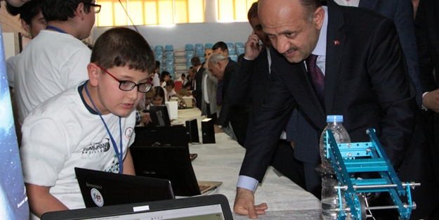 Işık uyardı: Bunu bilmeyenlerin gelecekte söz sahibi olması mümkün değil