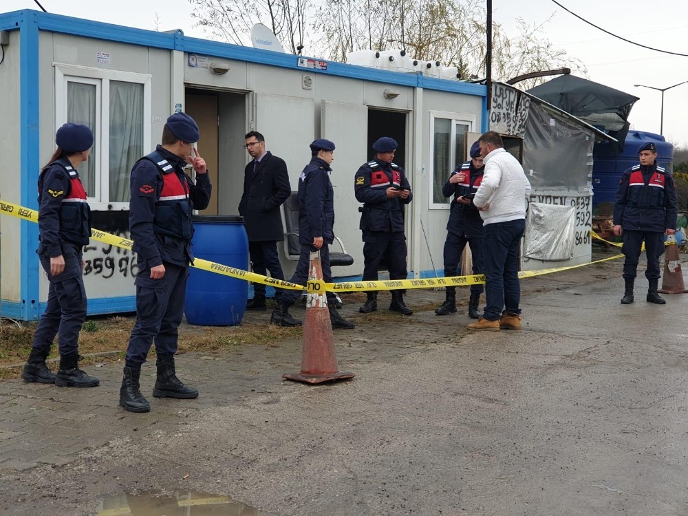 Isınmak için yaktıkları ateş sonu oldu: 1 ölü, 3 yaralı 