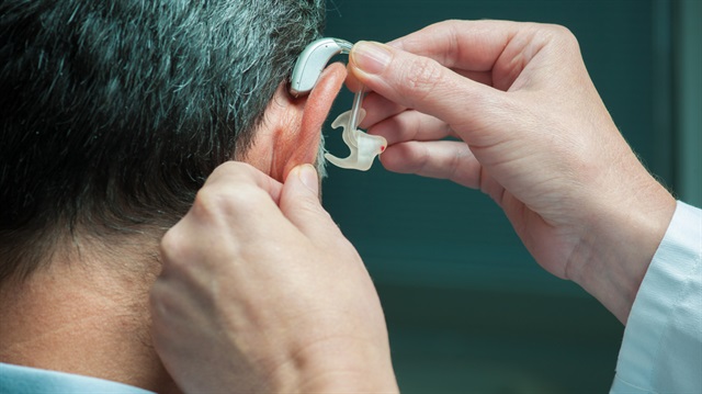 İşitme cihazları ücretsiz değil!