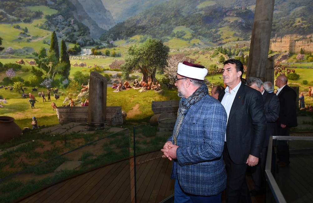 İskeçe Müftüsü Ahmet Mete’den Fetih Müzesi’ne ziyaret 