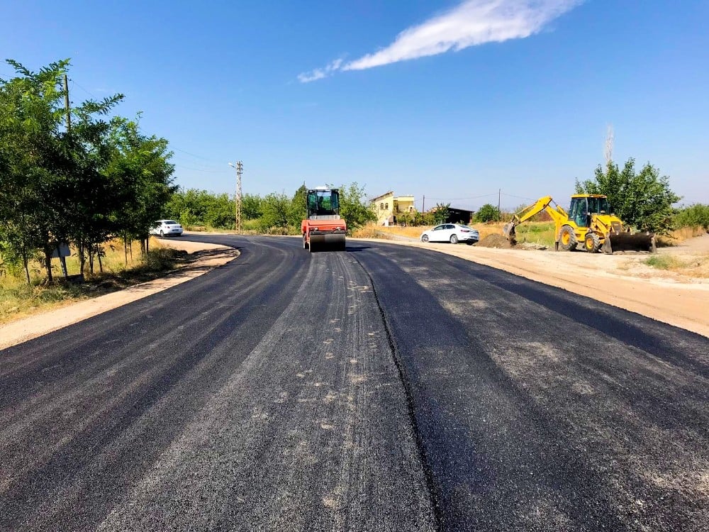 İskele yolu standartlara uygun hale getiriliyor 