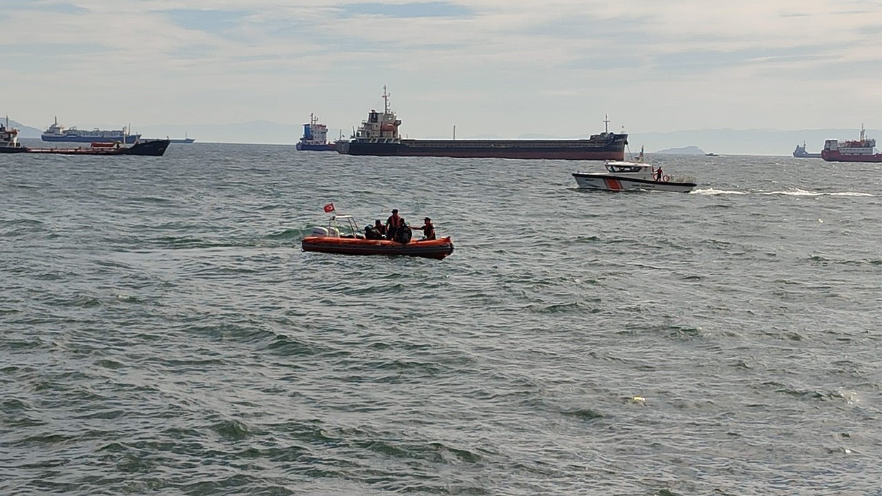 İskeleden denize atlayan 11 yaşındaki çocuk boğuldu