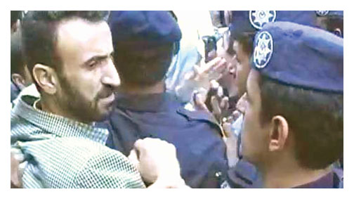 İşkence arası namaz molası