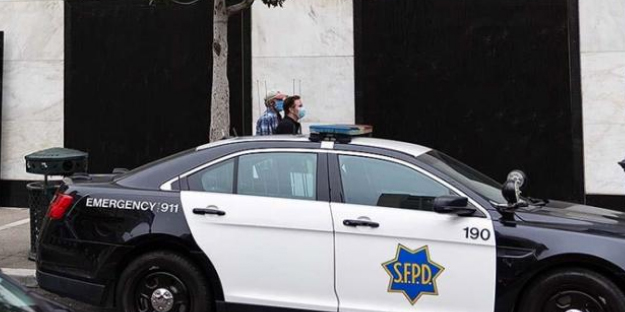 İşkenceci polise 40 yıl hapis! Irkçı söylemlerde bulunmuşlardı...