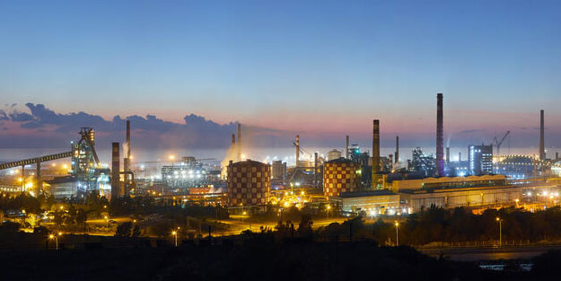 İskenderun'da demir çelik fabrikasında patlama