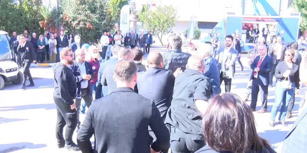 İSKİ açılışında Erdoğan'a teşekkür etti, hazmedemediler! Tuzla Belediye Başkanı'na saldırı