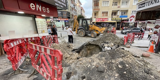 İSKİ yüzünden üçüncü katı su bastı! Vatandaş isyan etti