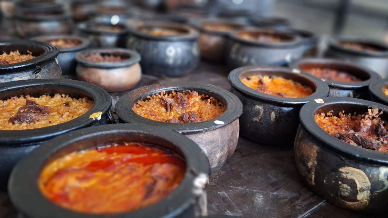 İskilip’te 8 saat süren lezzet töreni! Davul çalmadan keşkek alınmaz