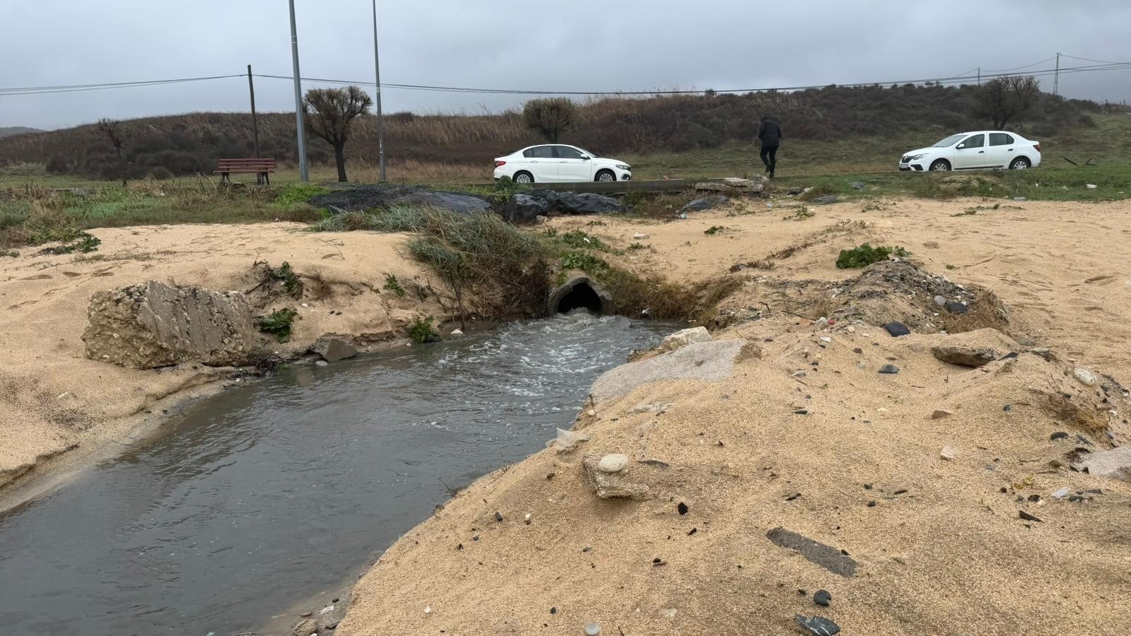 İSKİ'nin atık suyu denize boşalttığı görüntüler ortaya çıktı