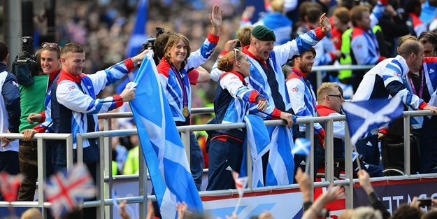 İskoçlar Birleşik Krallık'tan ayrılmaya 'hayır' dedi