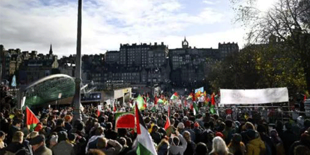İskoçlar İsrail zulmüne karşı ayağa kalktı!